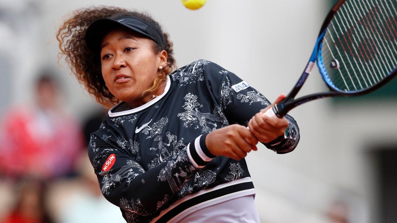 Osaka plays Azaranka in matchup of current and former No. 1s